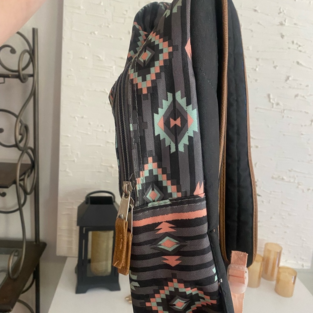 Aztec Backpack - Picture 2 of 4